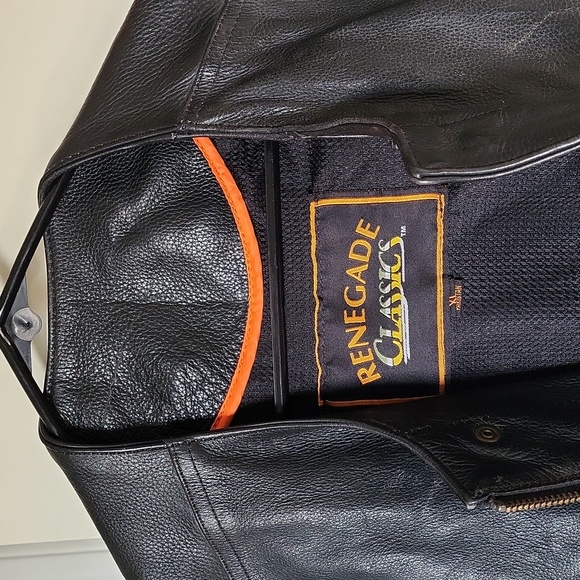 Black leather biker vest, gun pocket - Picture 5 of 5